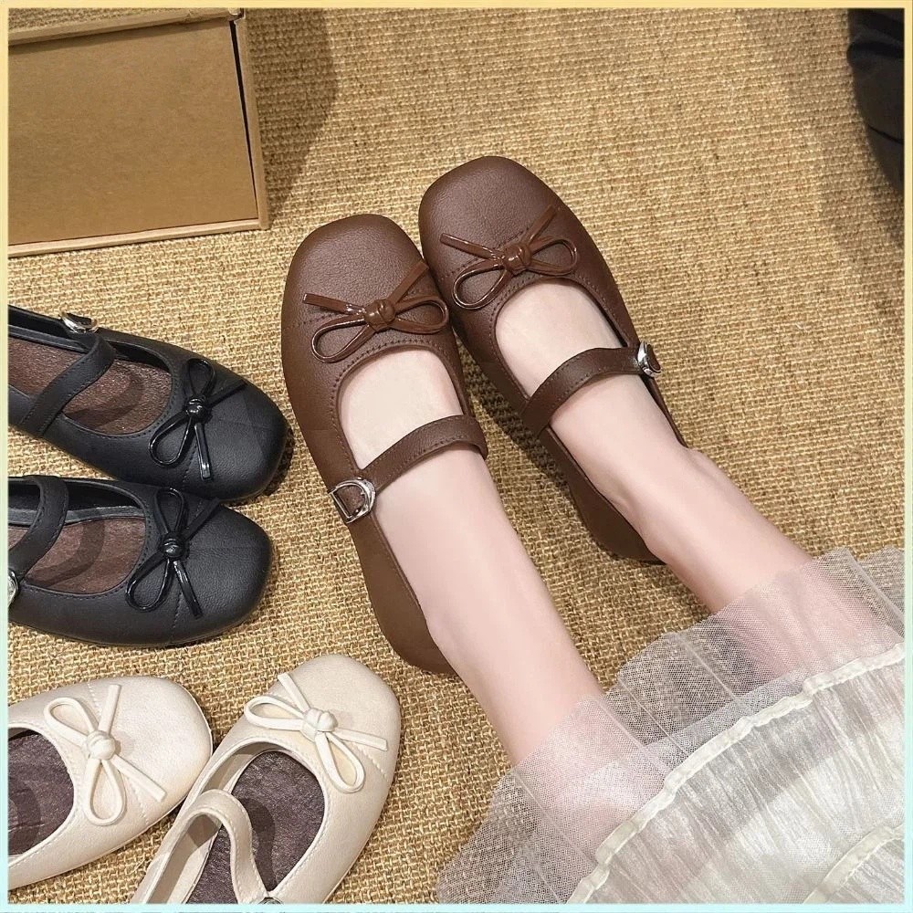 Womens Heels - Şık Kadın İnci Detaylı Fiyonklu Sandaletler