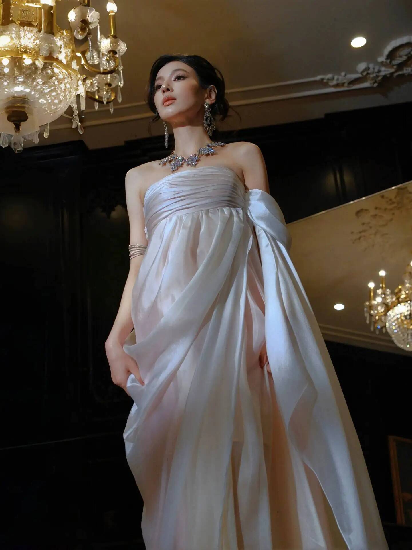 Askılı Olmayan, Uçuşan Şifon A - Evening Gown incelemesi ve fiyatı